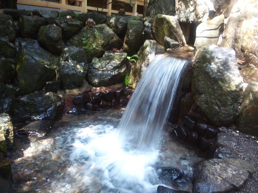 椿大神社のかなえ滝