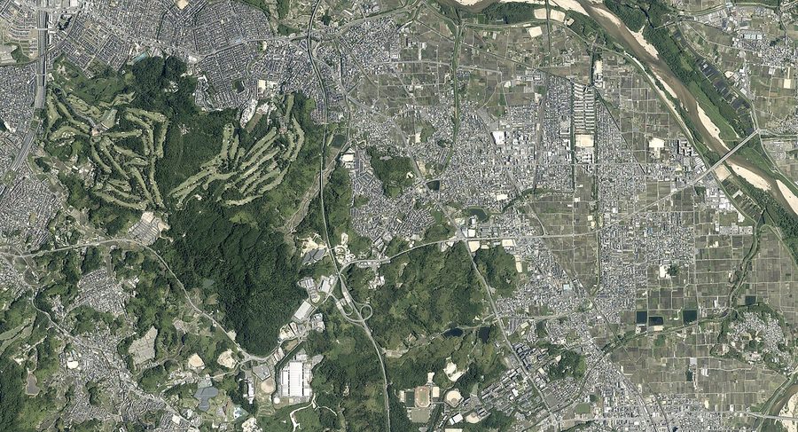 京田辺市中心部付近の空中写真