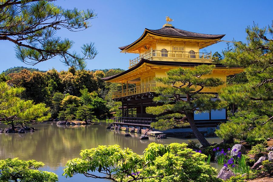金閣寺（鹿苑寺舎利殿）