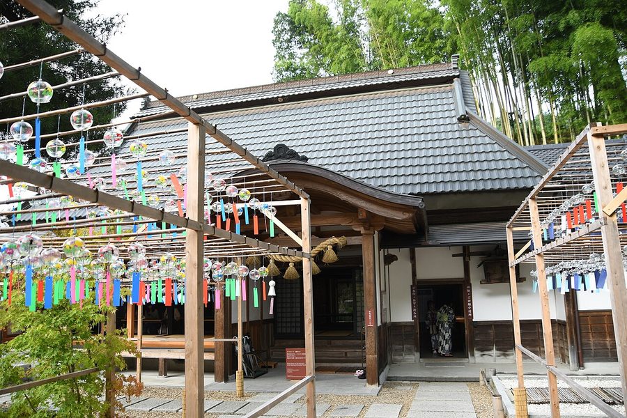 正寿院の本堂前