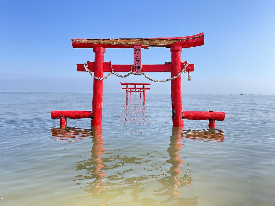 大魚神社の海中鳥居