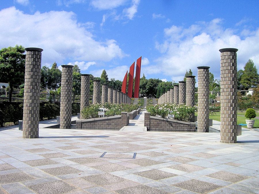 荒牧バラ公園の園路