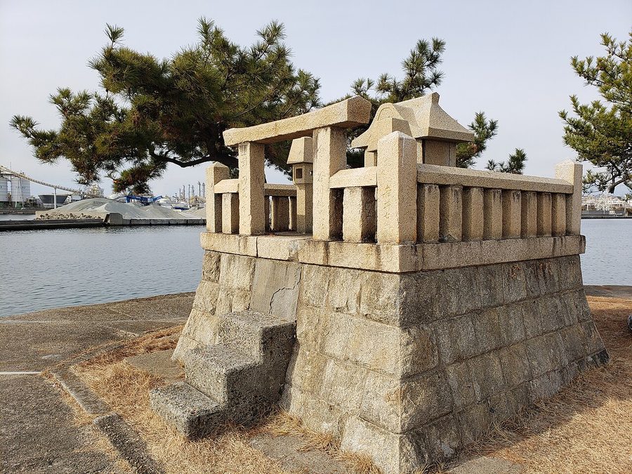 向島砲台場跡の石碑