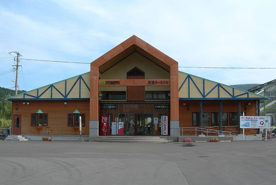音威子府駅