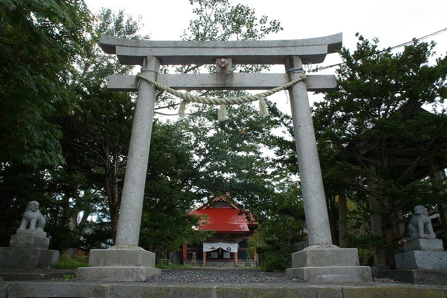 増毛厳島神社