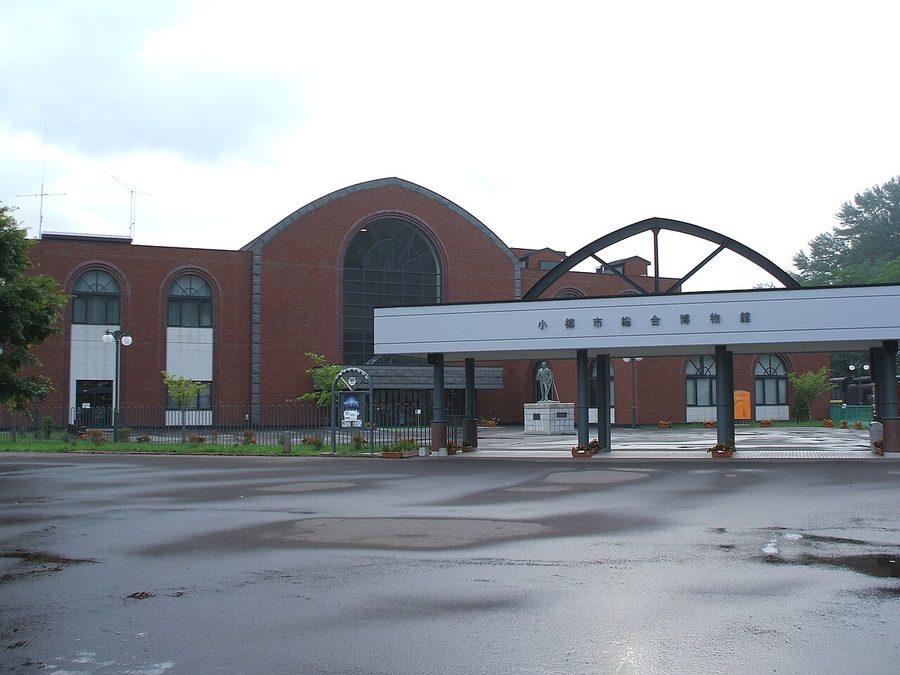 小樽市総合博物館の正面入口