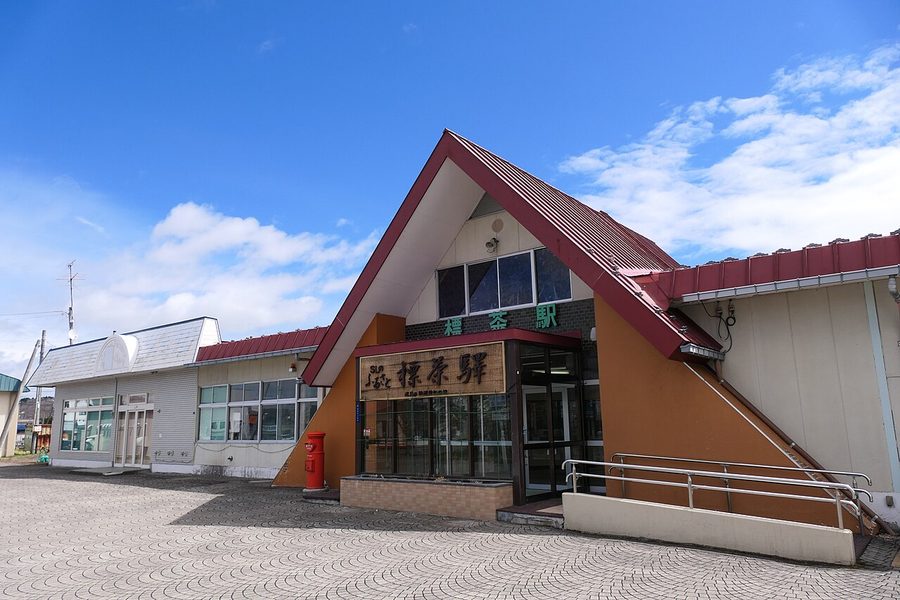 標茶駅の駅舎