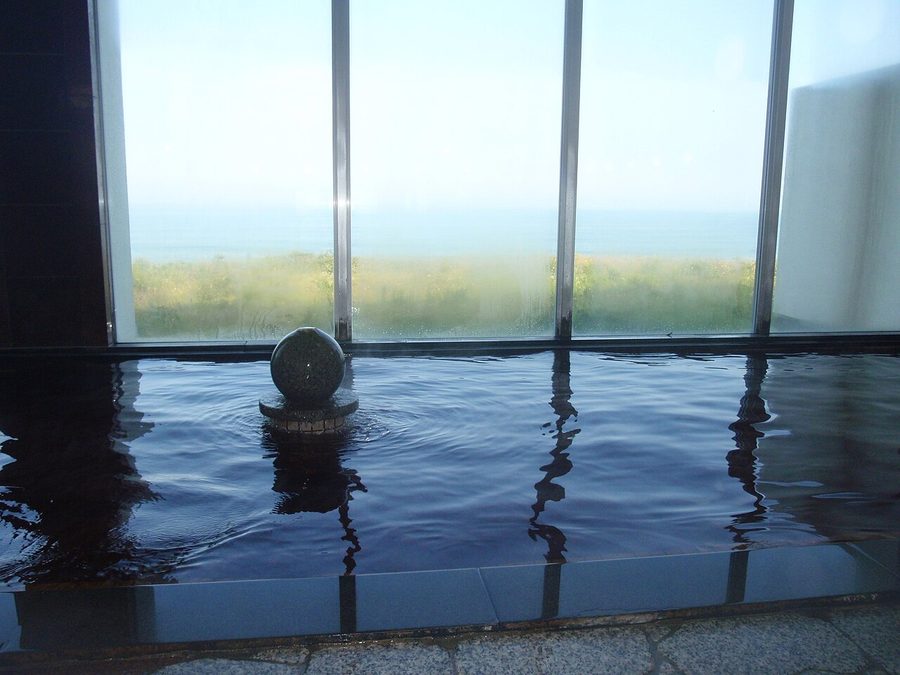 晩成温泉の浴室