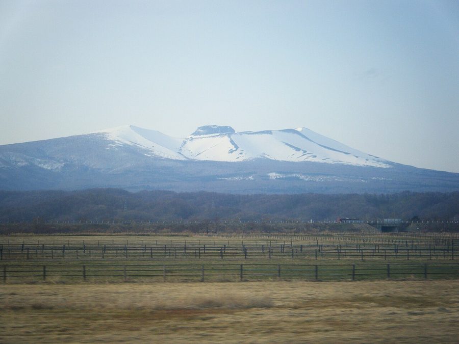 樽前山
