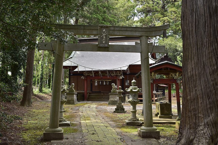 六所大神の二の鳥居