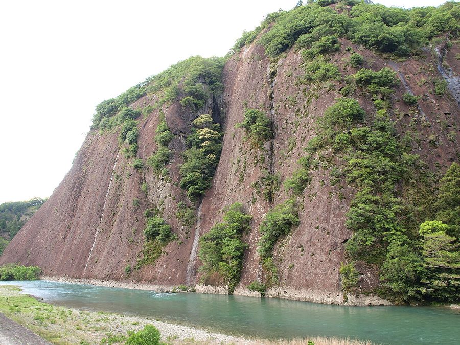 一枚岩