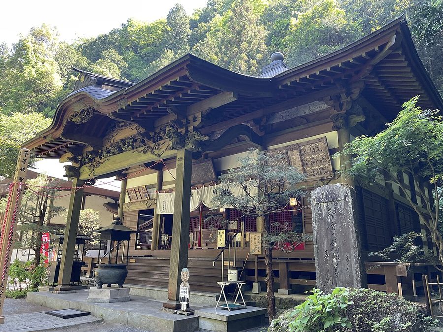 水潜寺