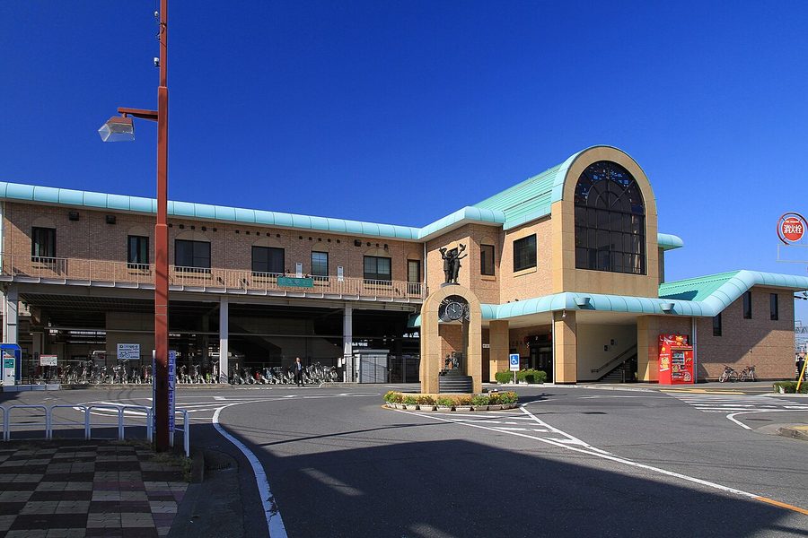 羽生駅の東口駅舎
