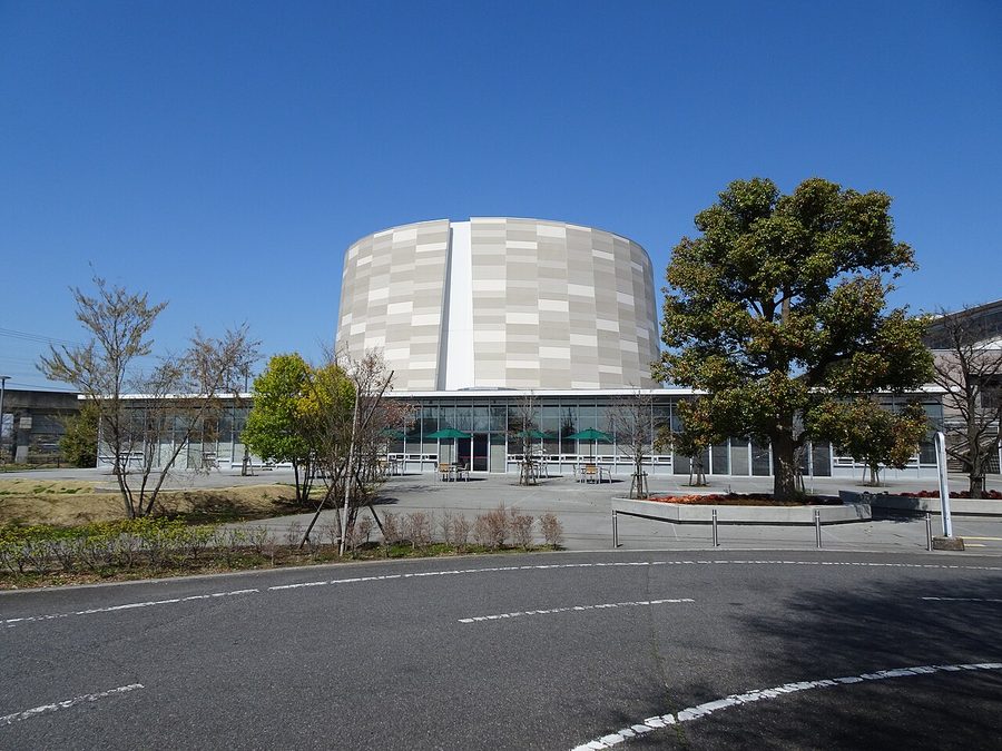 蓮田市総合文化会館