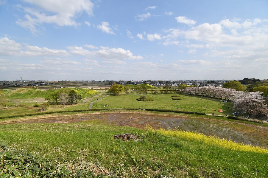 稲荷山古墳と将軍山古墳