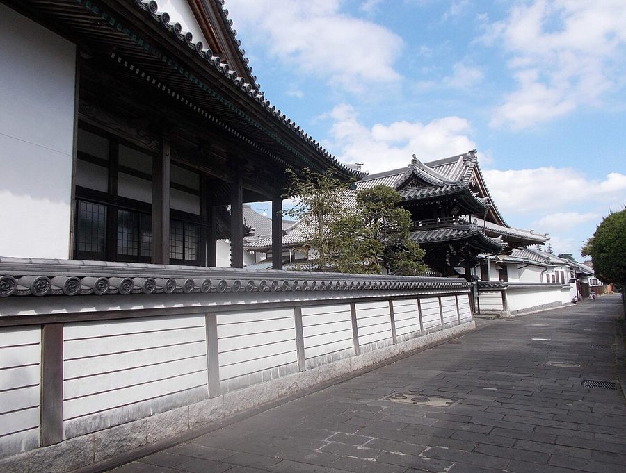 仁王座歴史の道
