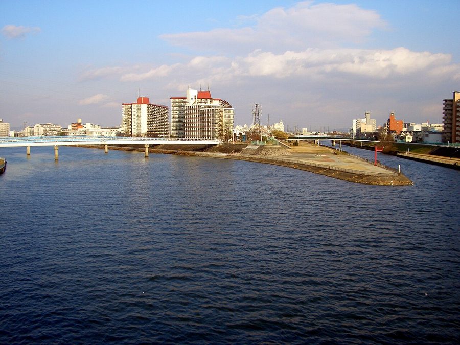 神崎川と安威川の合流点