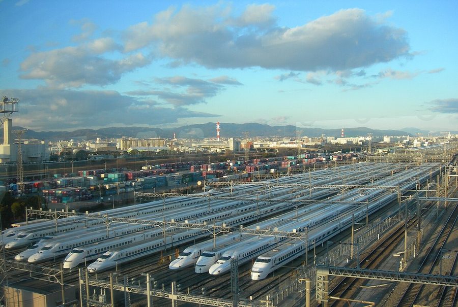 鳥飼車両基地