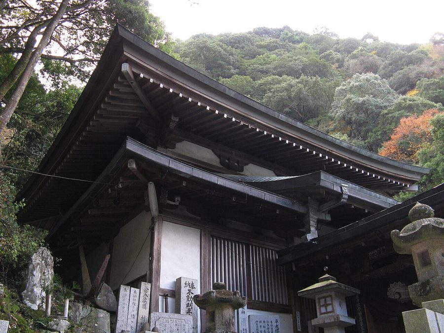 七宝瀧寺の本堂