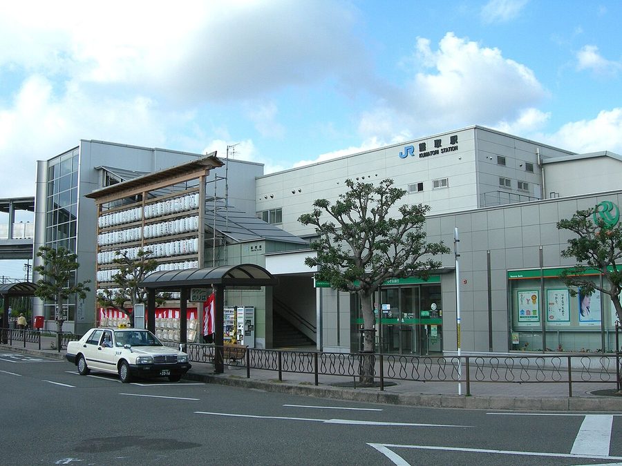 JR熊取駅東口
