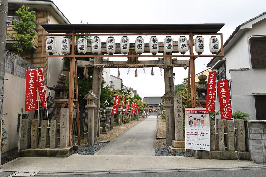堤根神社の鳥居