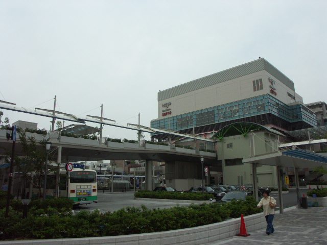 王寺駅前(北口)の様子