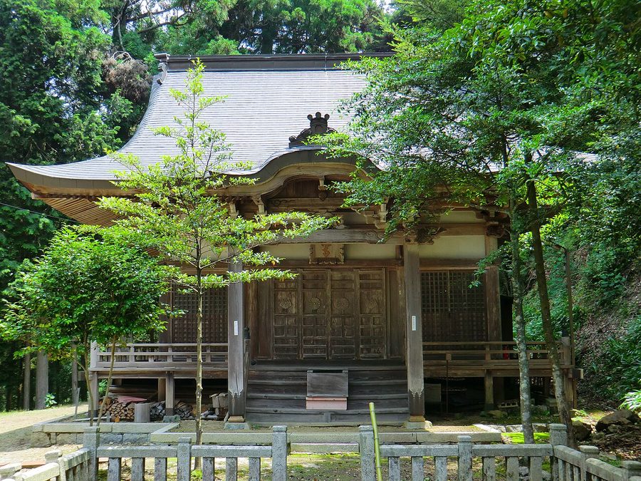 鳳閣寺の本堂
