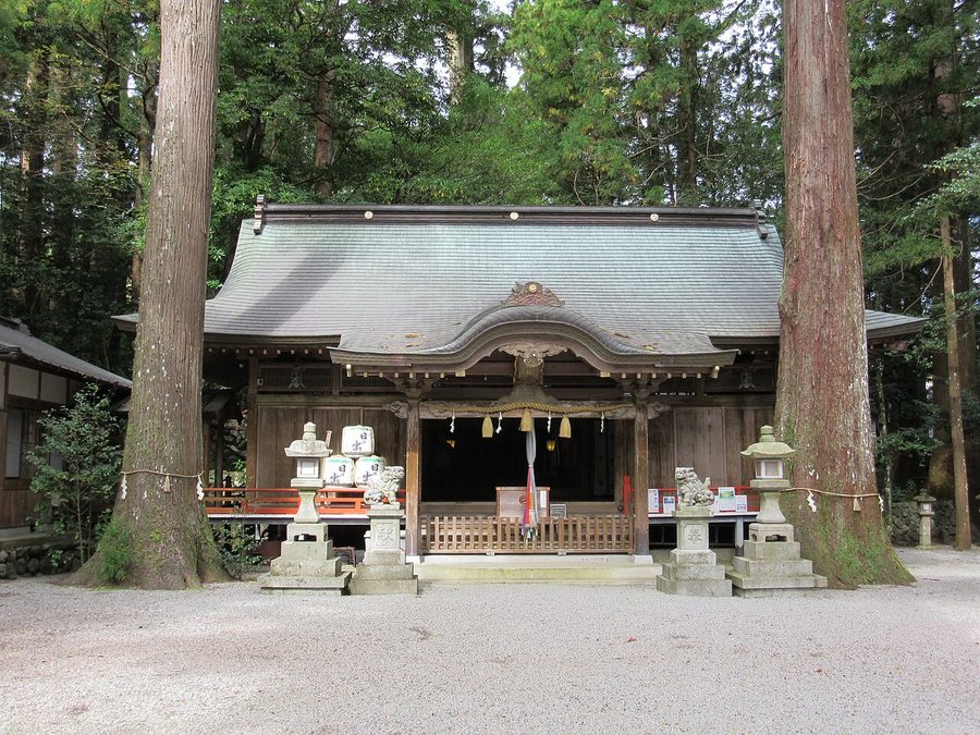 御杖神社の本殿
