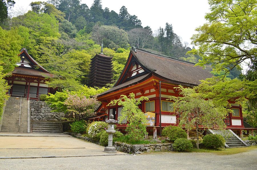 談山神社の境内