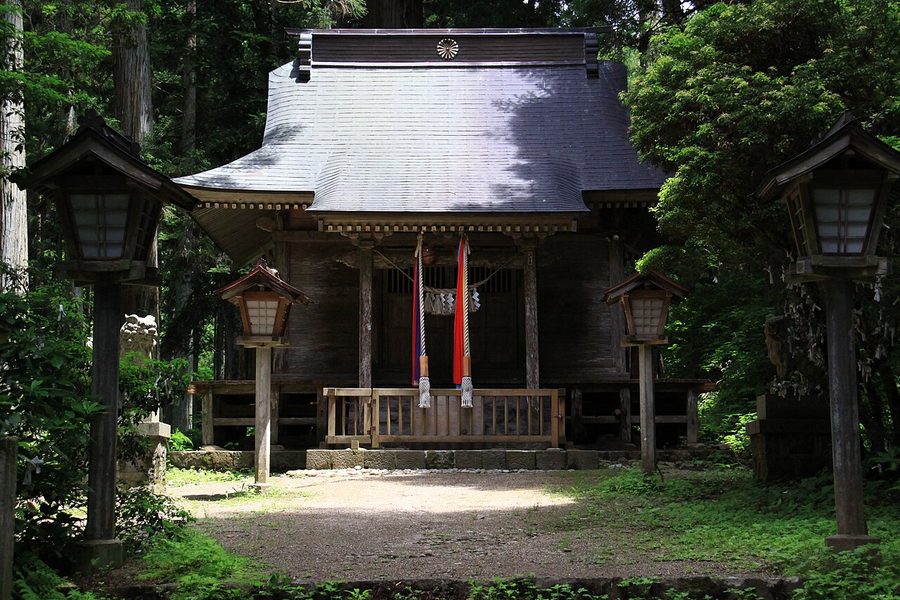 黄金山神社の拝殿