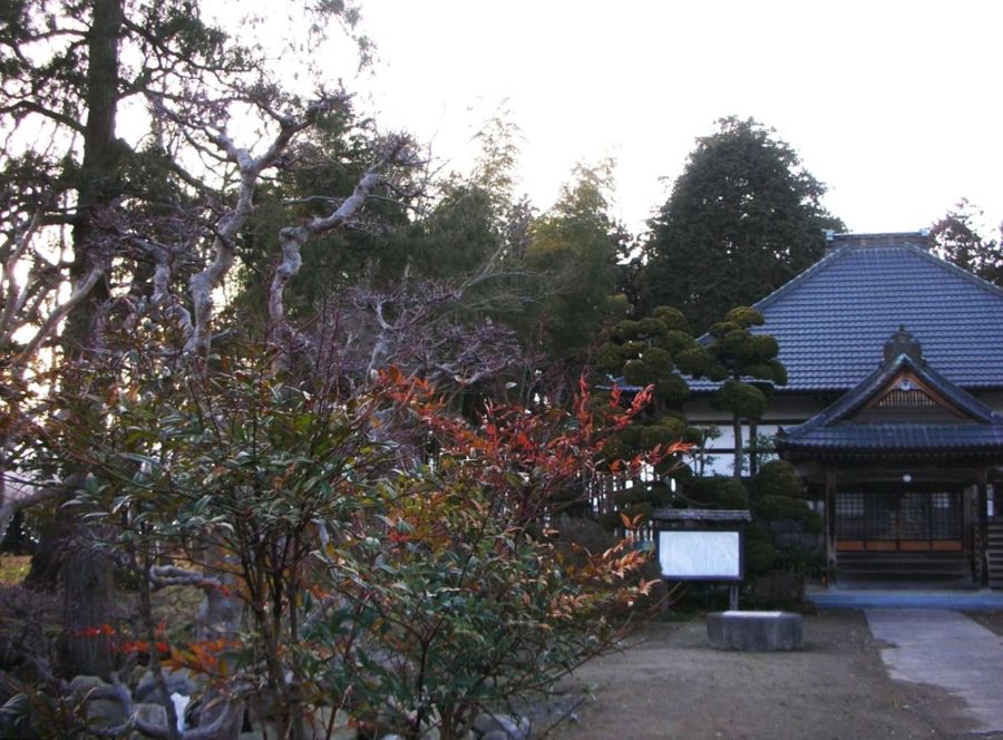 天皇寺の境内