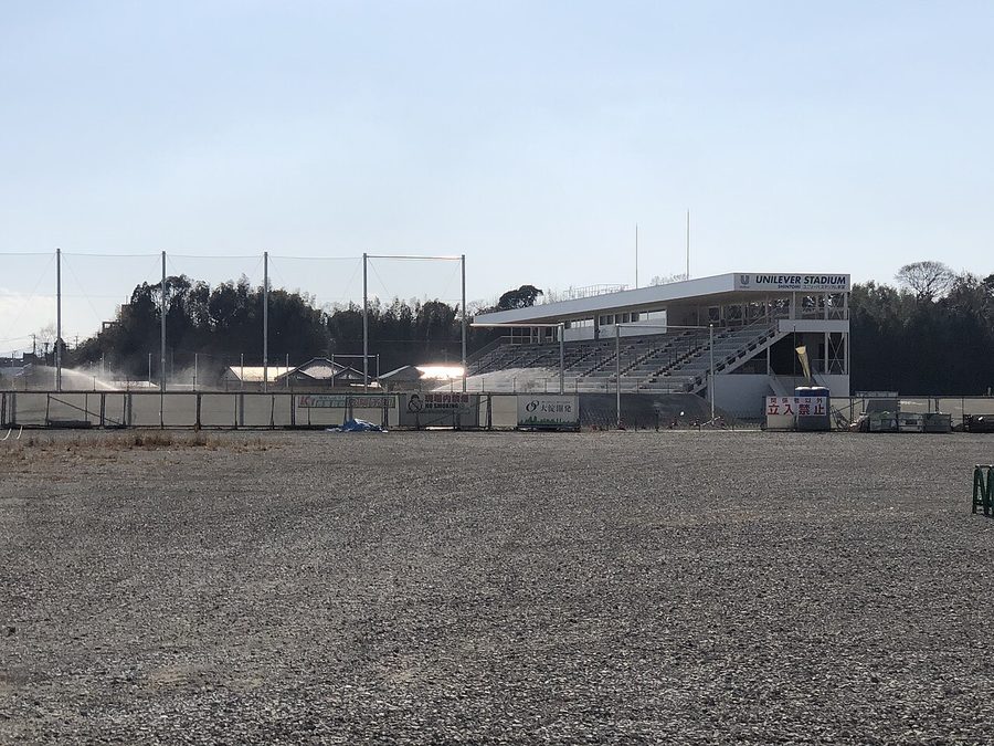 ユニリーバスタジアム新富の外観
