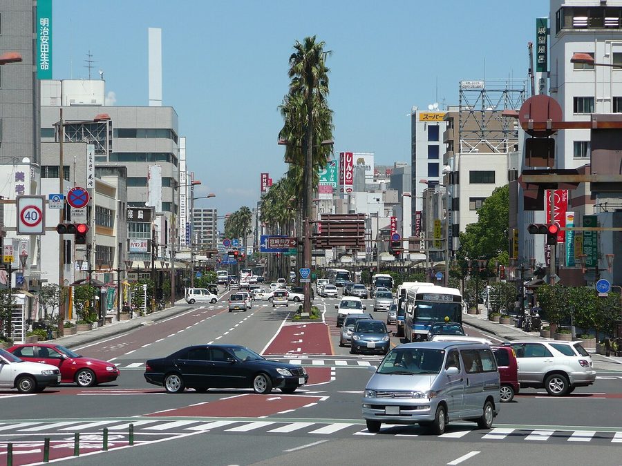 宮崎市の目抜き通り、橘通り(国道220号)
