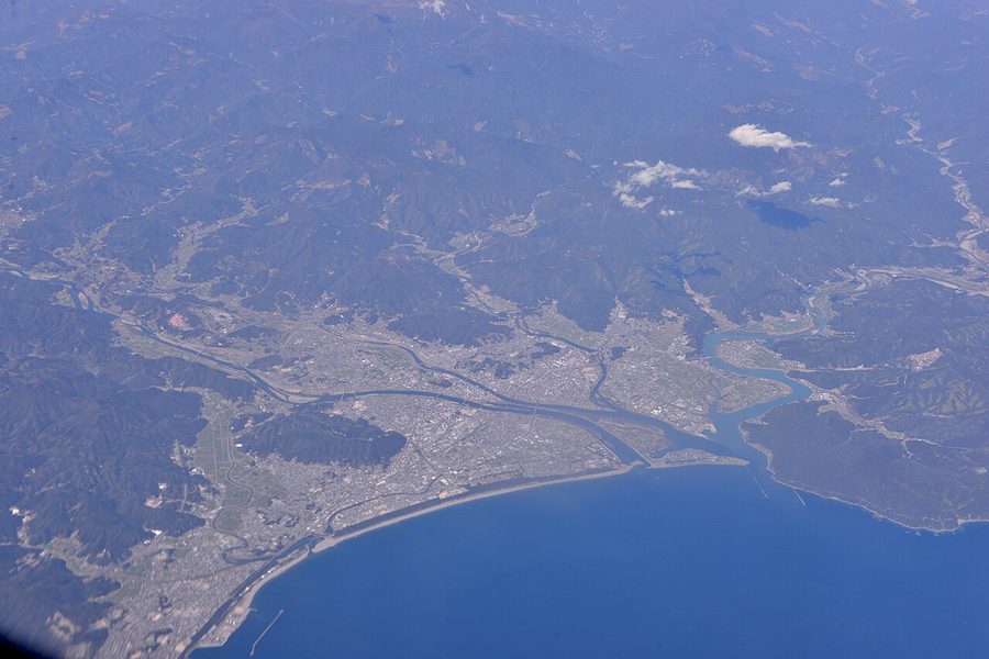 上空から見た延岡市