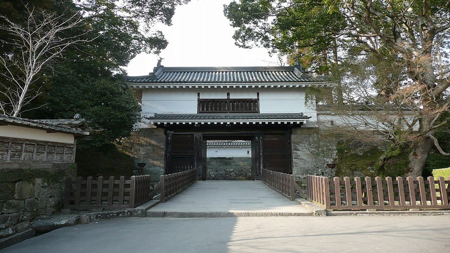 飫肥城の大手門