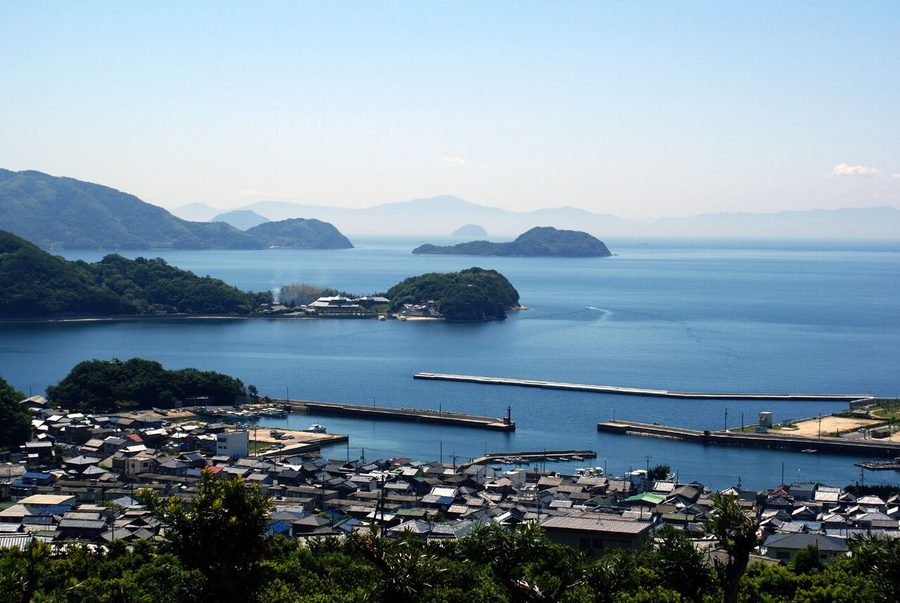 周防大島から望む瀬戸内海の眺め