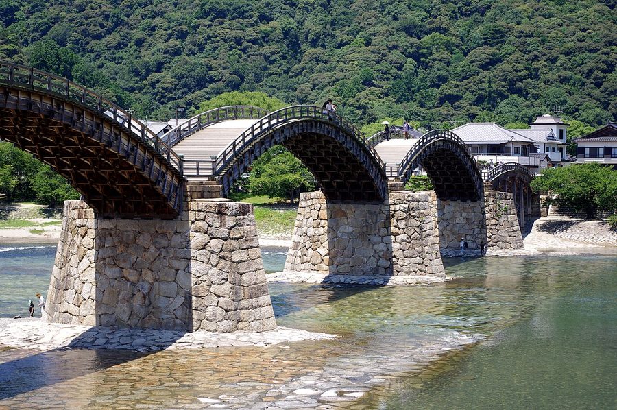 錦帯橋の全景