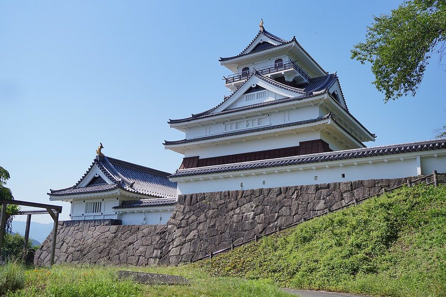 上山城模擬天守