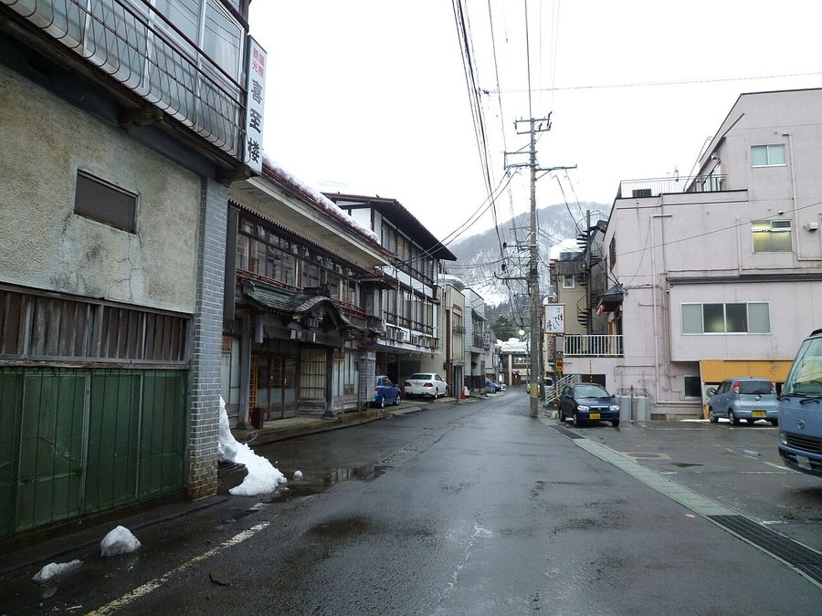 瀬見温泉の温泉街