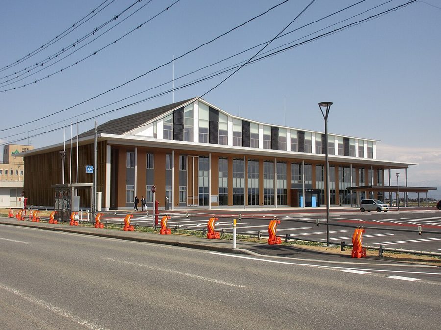 川西町役場庁舎(2021年以降の新庁舎)