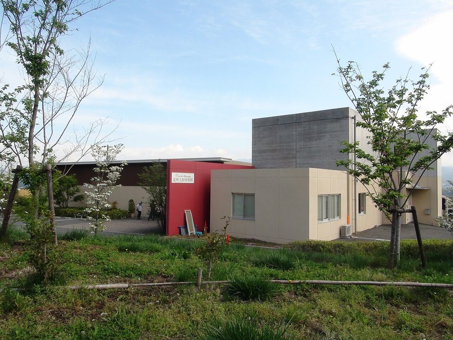 韮崎大村美術館