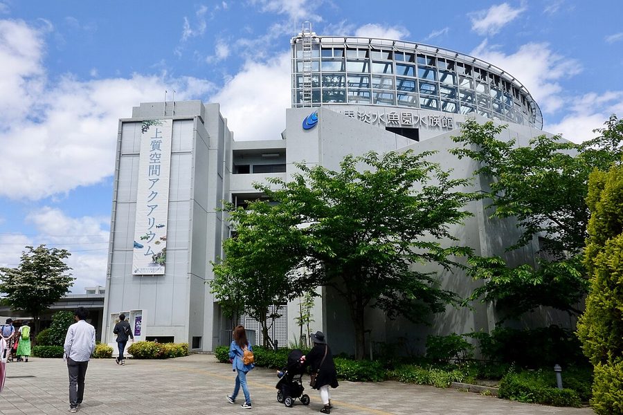 アクア・トトぎふ（世界淡水魚園水族館）の外観