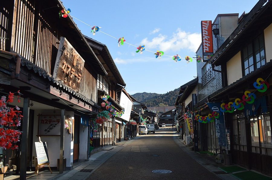 岩村町本通り