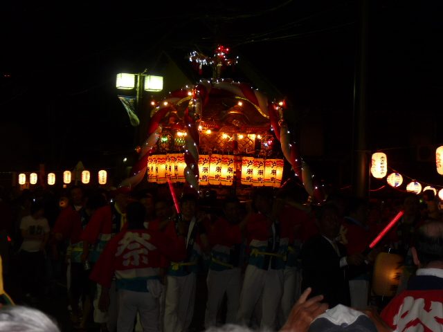 北方祭りの神輿