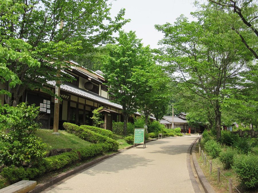 ぎふ清流里山公園の園内