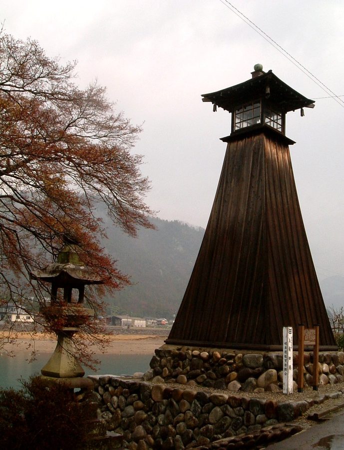 上有知湊の川湊灯台
