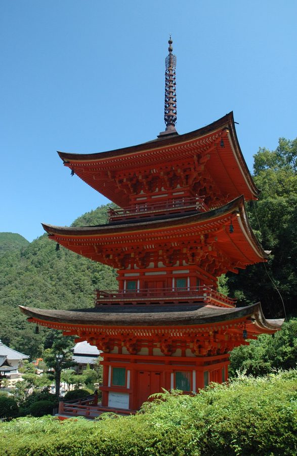 長福寺三重塔