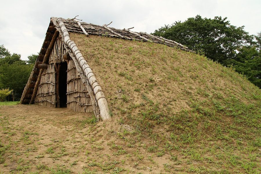 御所野遺跡の竪穴建物