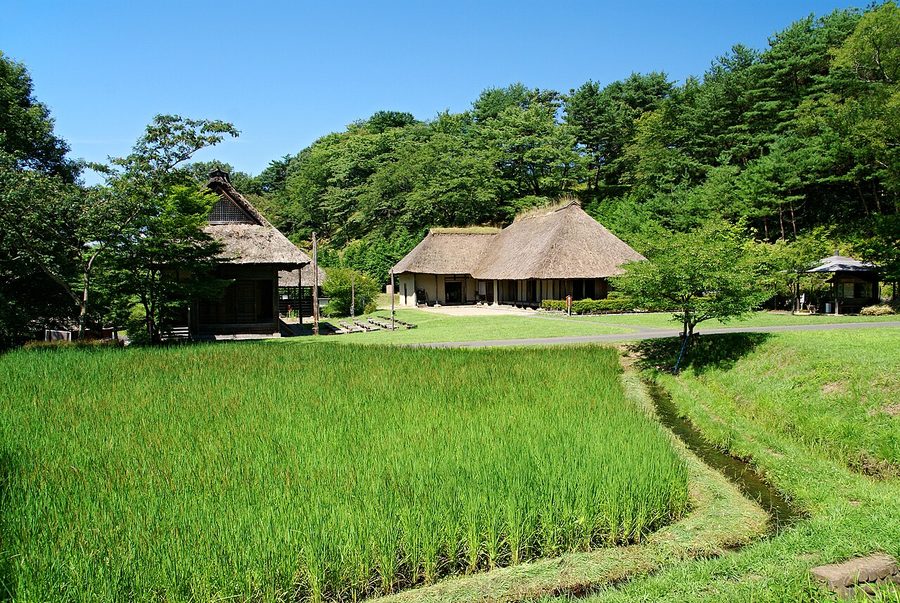 みちのく民俗村の茅葺き民家