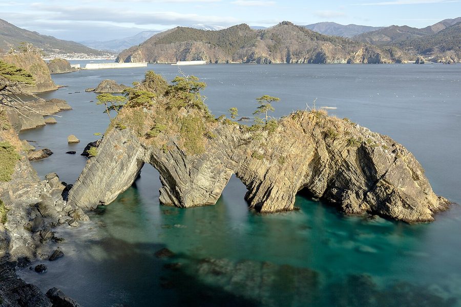 碁石海岸の穴通磯
